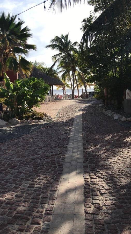 Blue Bay Resort Garden Dorp Dorp Sint Michiel Екстериор снимка